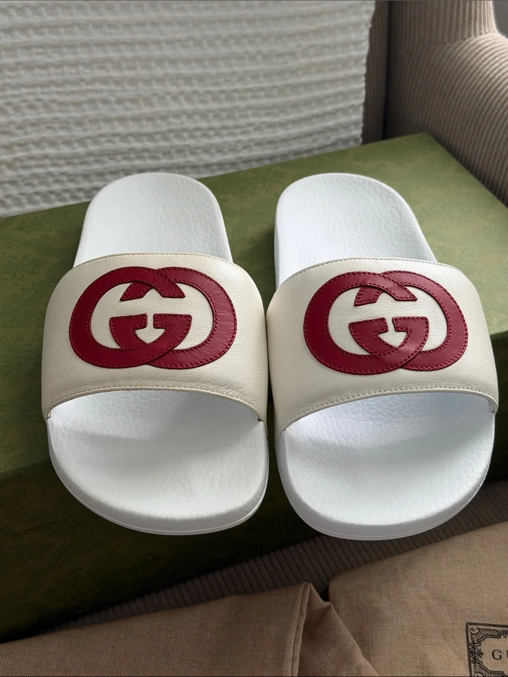 Gucci Men’s White Leather Slide Sandals with Red Interlocking G
